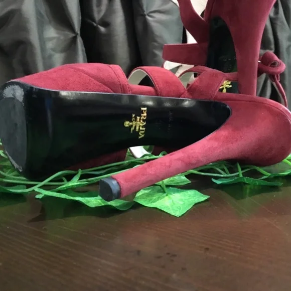 ⭐️ Host Pick ⭐️ Red Suede Prada Strappy Platform Heels - Picture 2 of 9